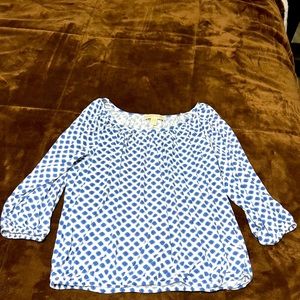 Woman’s size medium Michael Kors Blouse.